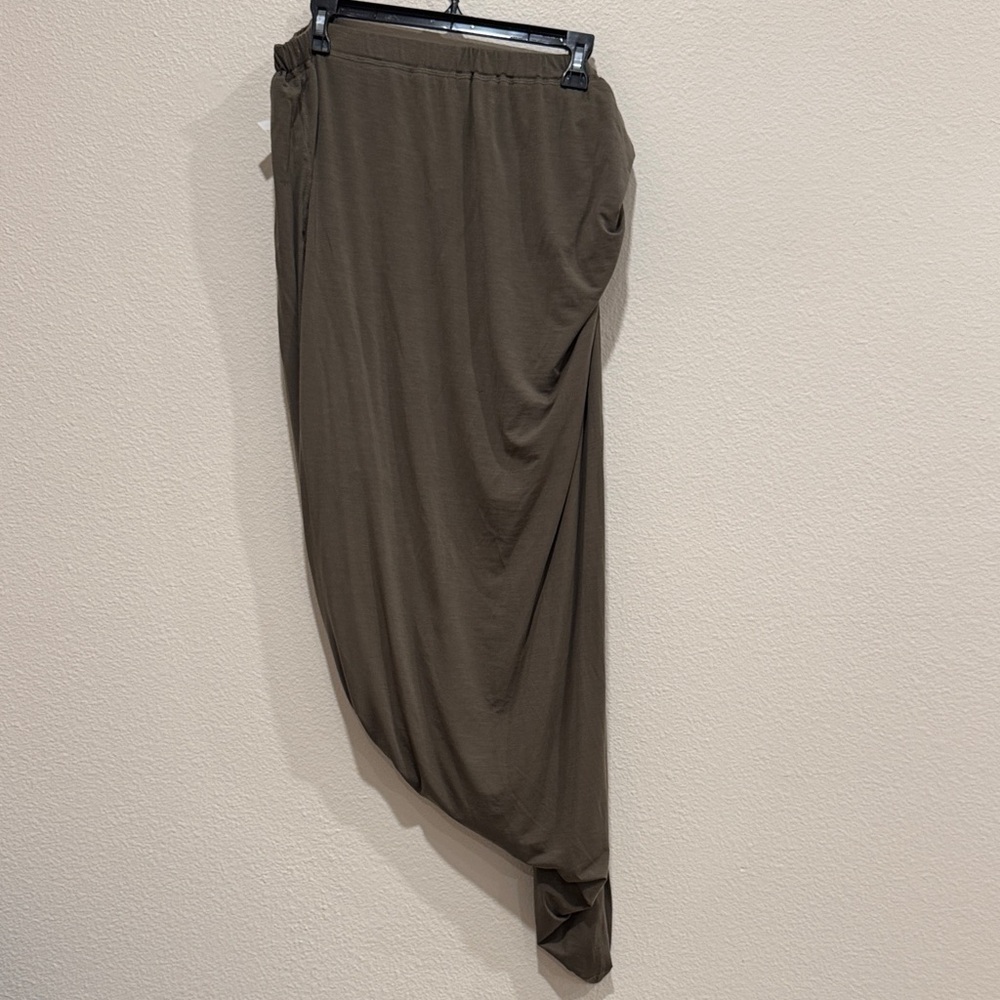 Helmut Lang Olive Wind Jersey Skirt, XL - Picture 8 of 8